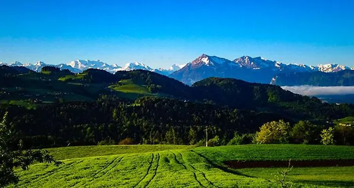 Bergblick Fahrni